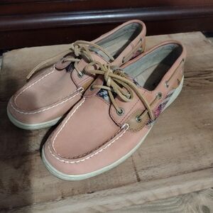 Sperry topsider size 8 M pink plaid